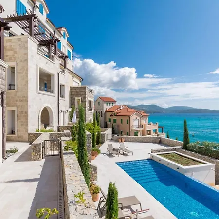 Villa Vista Azzurra Tivat Exterior photo