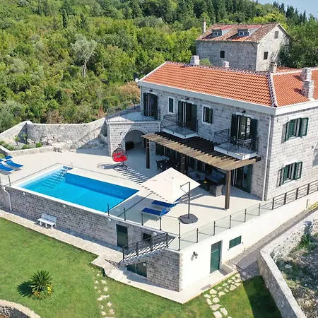 Villa Vista Azzurra Tivat Exterior photo